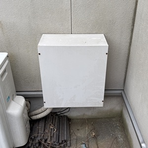 東京都練馬区N様の交換工事前、ヘッダーボックス